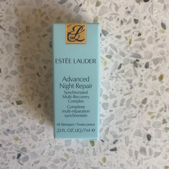 🌟 Estée Lauder Advanced Night Repair Serum TRIAL SIZE - Picture 2 of 7